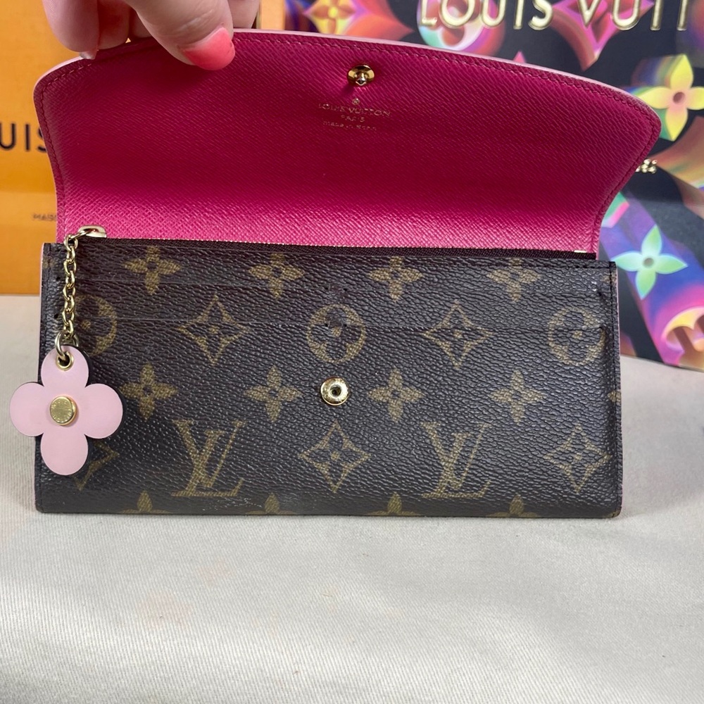 🦄RARE🦄 Louis Vuitton Emilie Bloom Flower Wallet